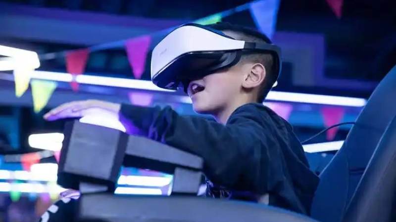 VR体验馆设备升级带来哪些新变化?从显示到交互的全面演进